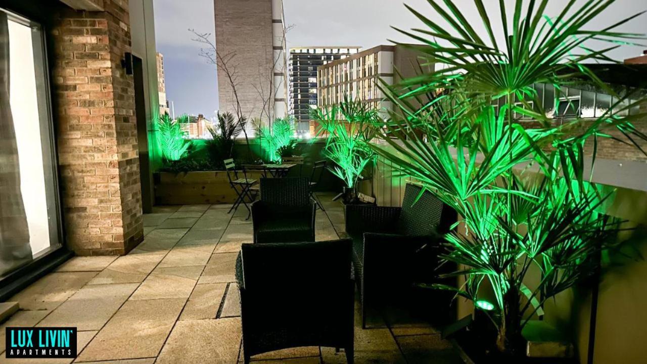 Lux Livin' Apartments - Luxury 2 Bed Apartment With Sky Garden Manchester Dış mekan fotoğraf