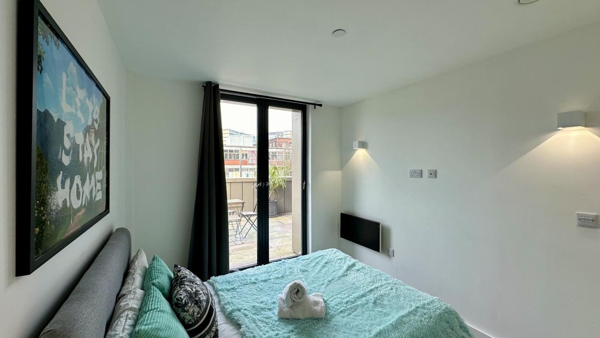 Lux Livin' Apartments - Luxury 2 Bed Apartment With Sky Garden Manchester Dış mekan fotoğraf