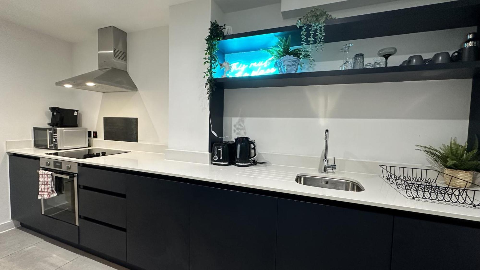 Lux Livin' Apartments - Luxury 2 Bed Apartment With Sky Garden Manchester Dış mekan fotoğraf
