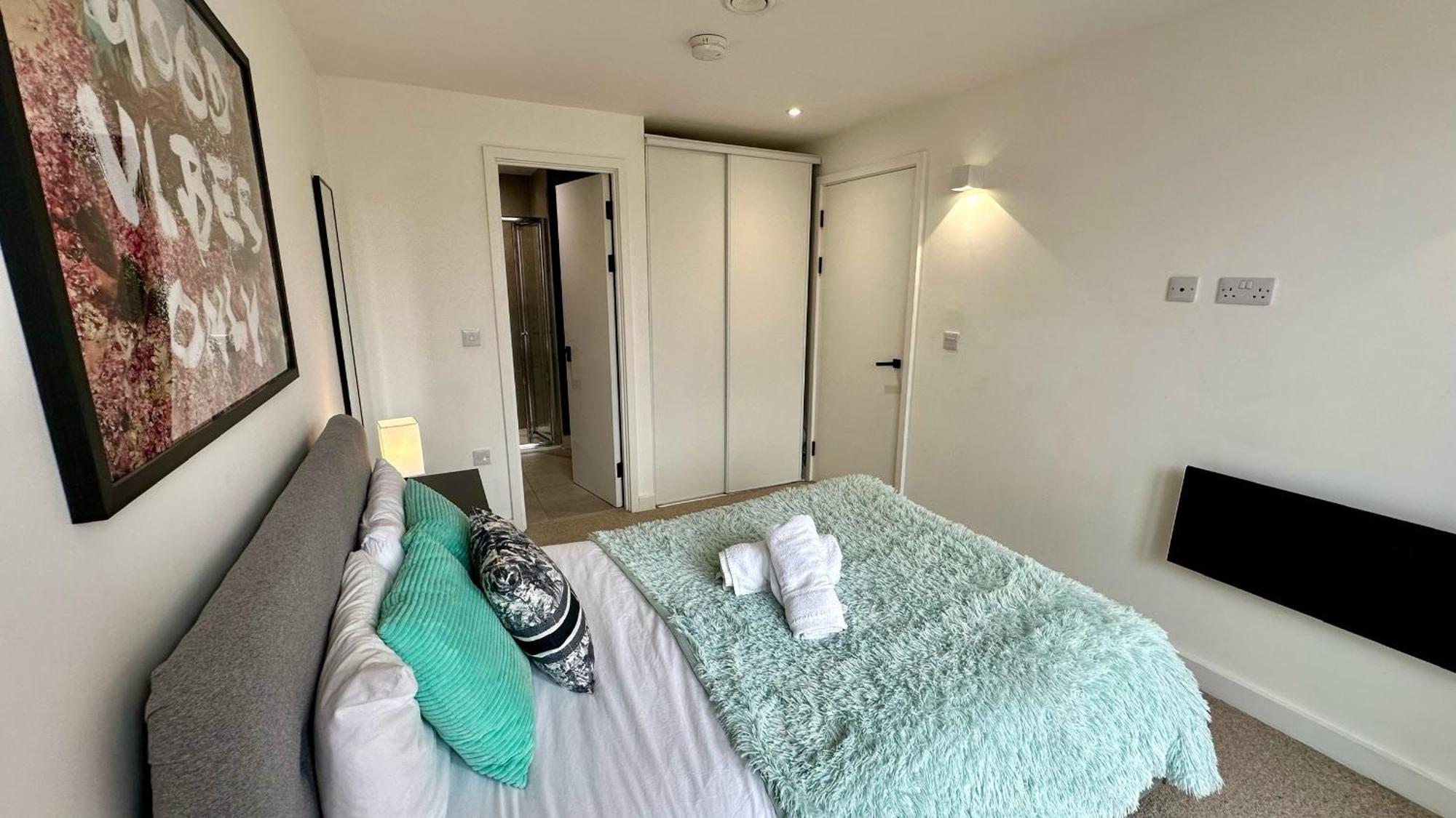 Lux Livin' Apartments - Luxury 2 Bed Apartment With Sky Garden Manchester Dış mekan fotoğraf