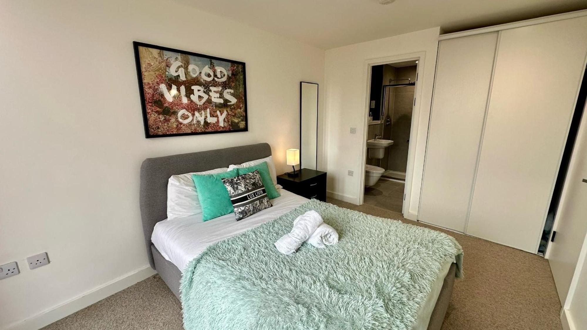 Lux Livin' Apartments - Luxury 2 Bed Apartment With Sky Garden Manchester Dış mekan fotoğraf
