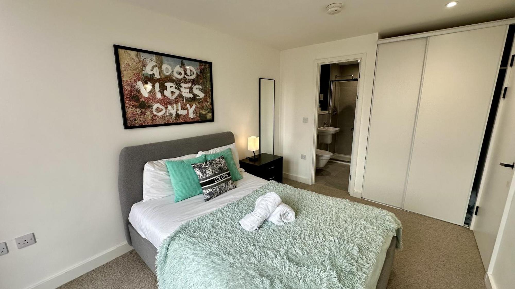 Lux Livin' Apartments - Luxury 2 Bed Apartment With Sky Garden Manchester Dış mekan fotoğraf