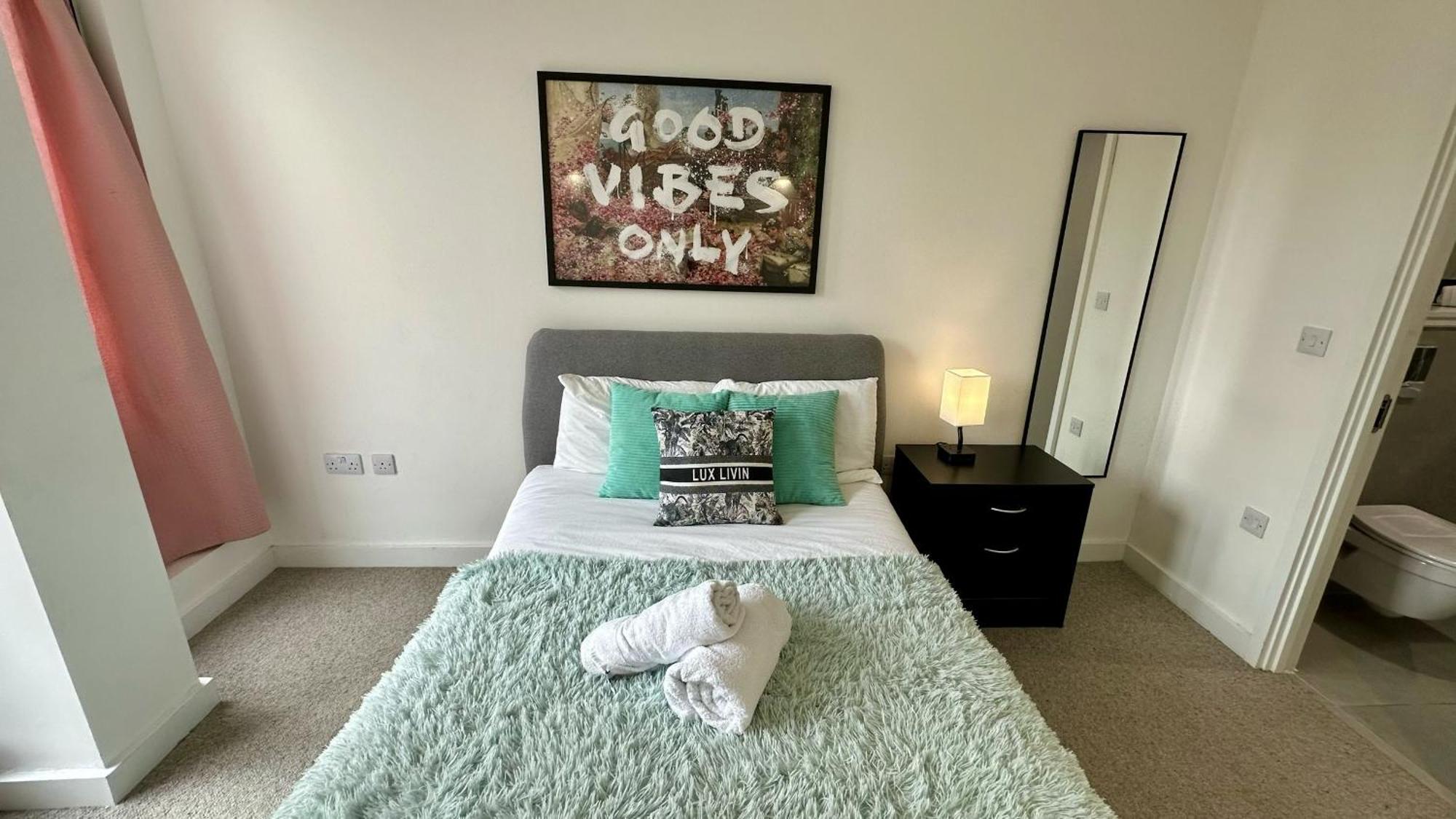Lux Livin' Apartments - Luxury 2 Bed Apartment With Sky Garden Manchester Dış mekan fotoğraf