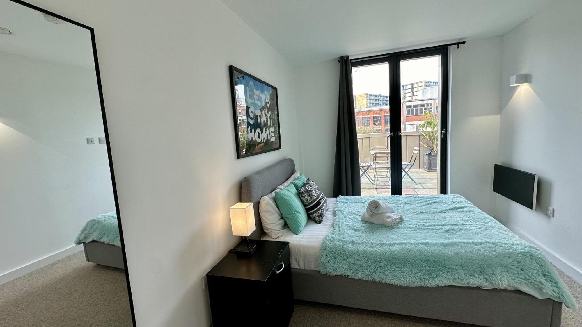 Lux Livin' Apartments - Luxury 2 Bed Apartment With Sky Garden Manchester Dış mekan fotoğraf